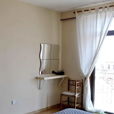 Rozita's Larnaca