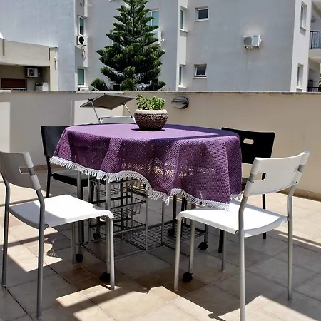 Pensjonat Rozita's Larnaca